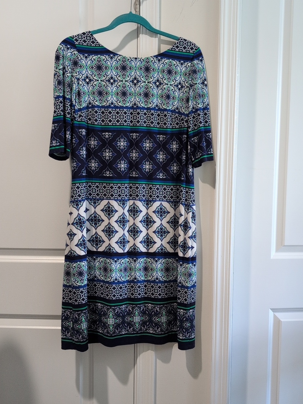 Excellent Condition Blue, White & Green Eliza J Dress